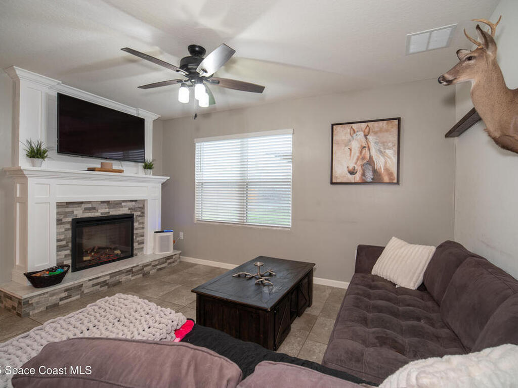 583 Octavius Road, Palm Bay, FL 32908