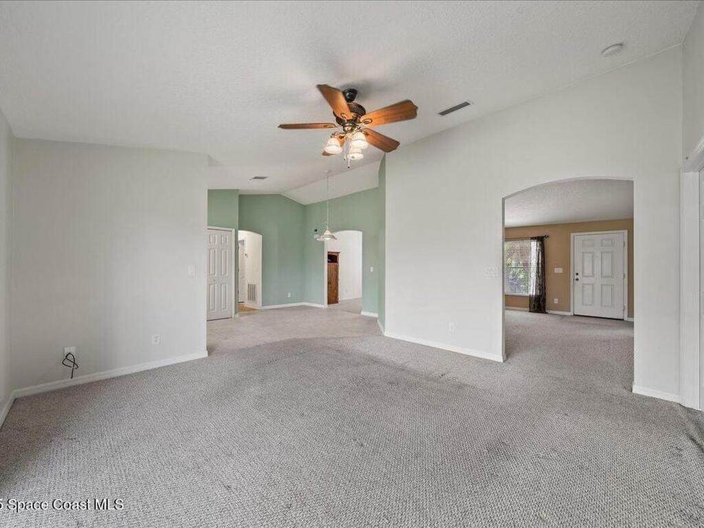 433 Haleybury Street, Palm Bay, FL 32908