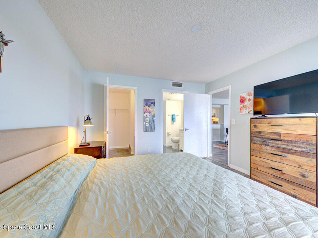 190 Seminole Lane, Cocoa Beach, FL 32931