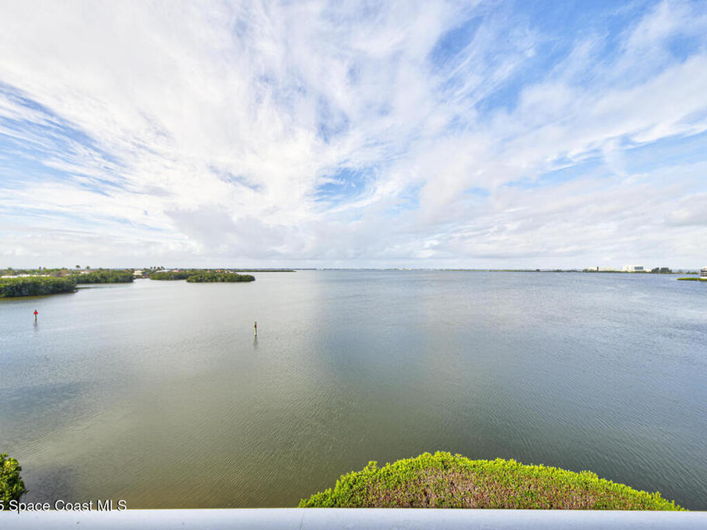 190 Seminole Lane, Cocoa Beach, FL 32931