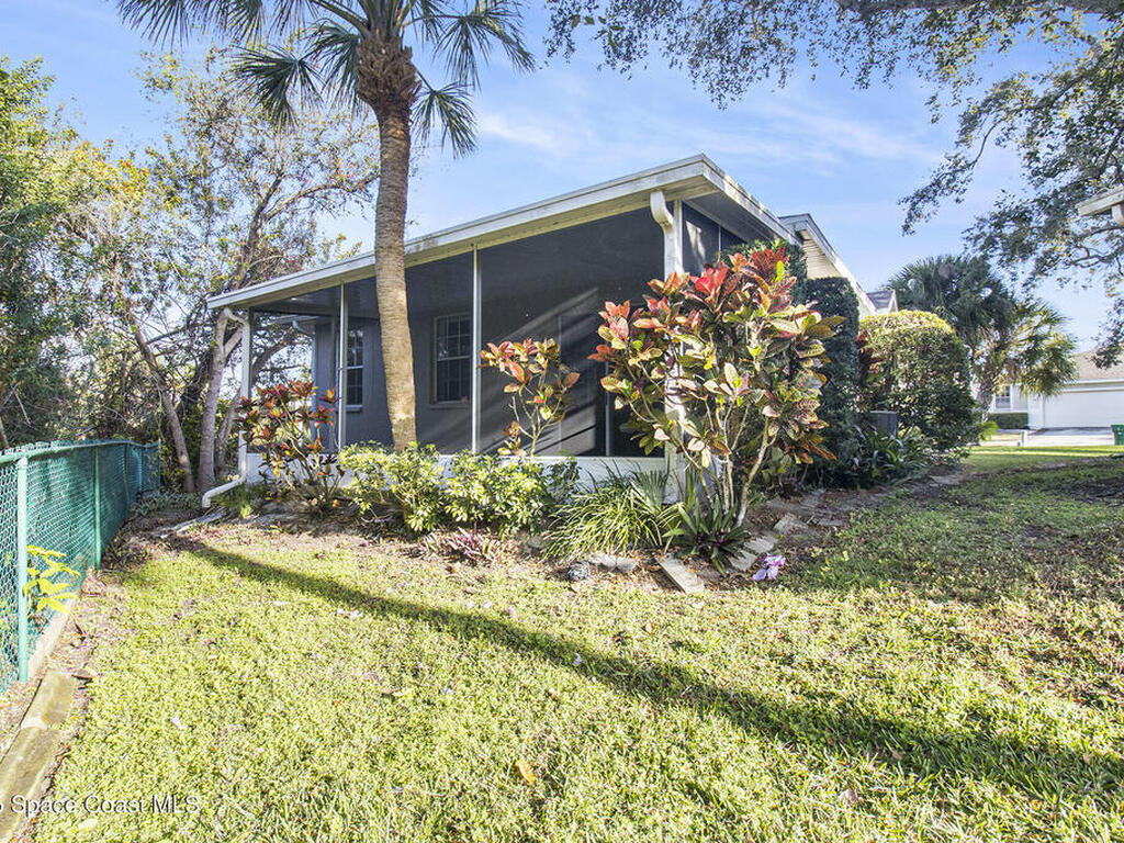 1633 Derby Lane, Melbourne, FL 32935