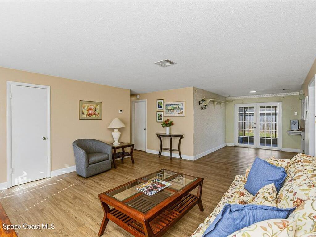 1948 Barkley Avenue, Melbourne, FL 32935