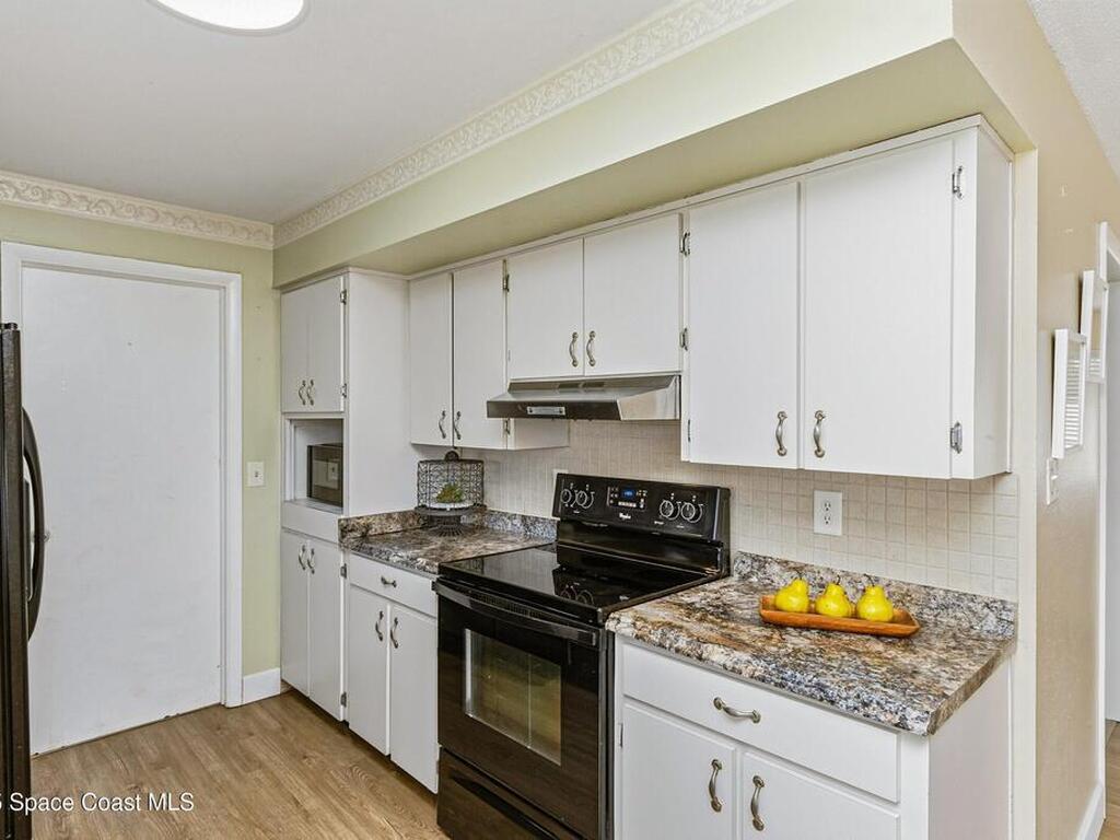 1948 Barkley Avenue, Melbourne, FL 32935