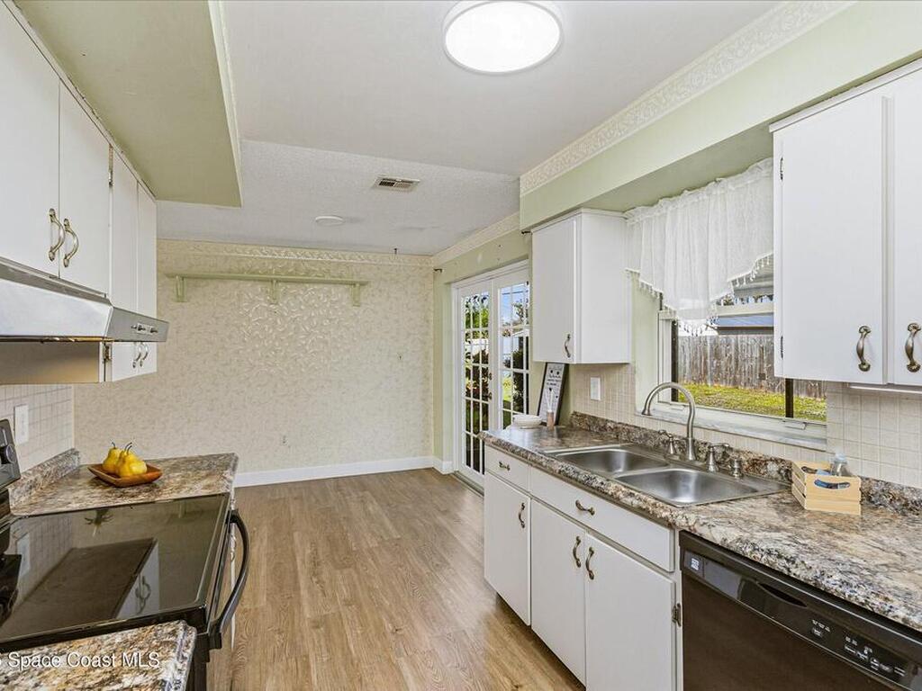 1948 Barkley Avenue, Melbourne, FL 32935