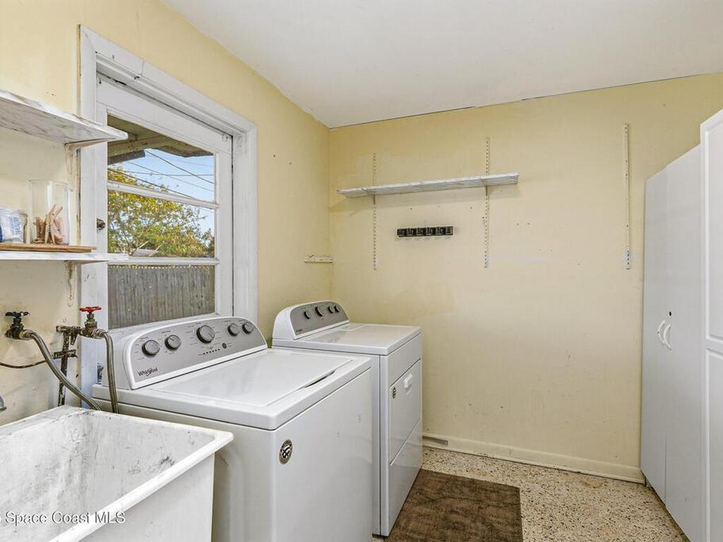 1948 Barkley Avenue, Melbourne, FL 32935