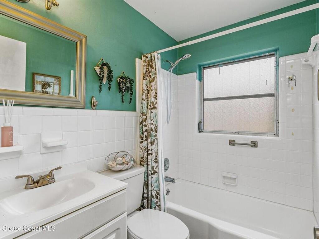 1948 Barkley Avenue, Melbourne, FL 32935