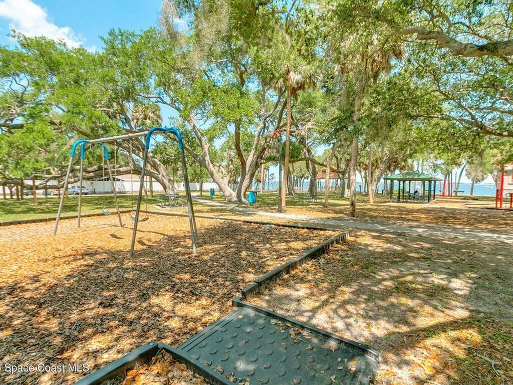 1948 Barkley Avenue, Melbourne, FL 32935