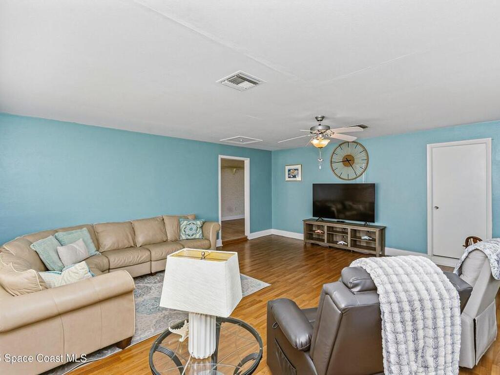 1948 Barkley Avenue, Melbourne, FL 32935