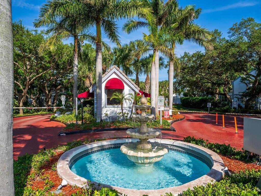 217 Ocean Park Lane Lane, Cape Canaveral, FL 32920