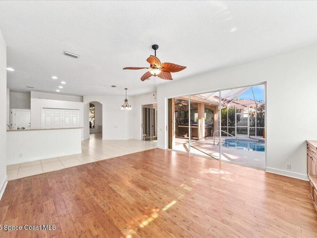 327 Southampton Drive, Indialantic, FL 32903