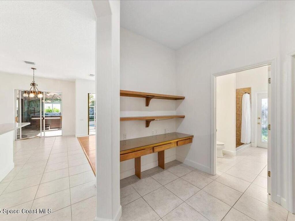 327 Southampton Drive, Indialantic, FL 32903