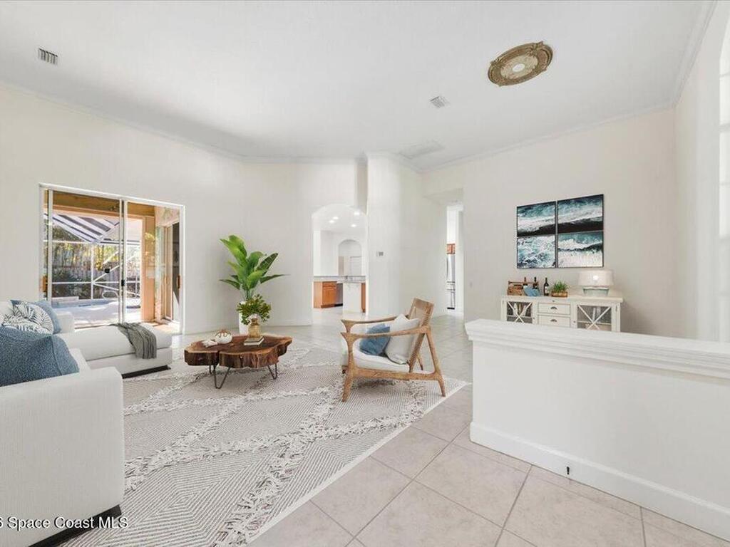 327 Southampton Drive, Indialantic, FL 32903