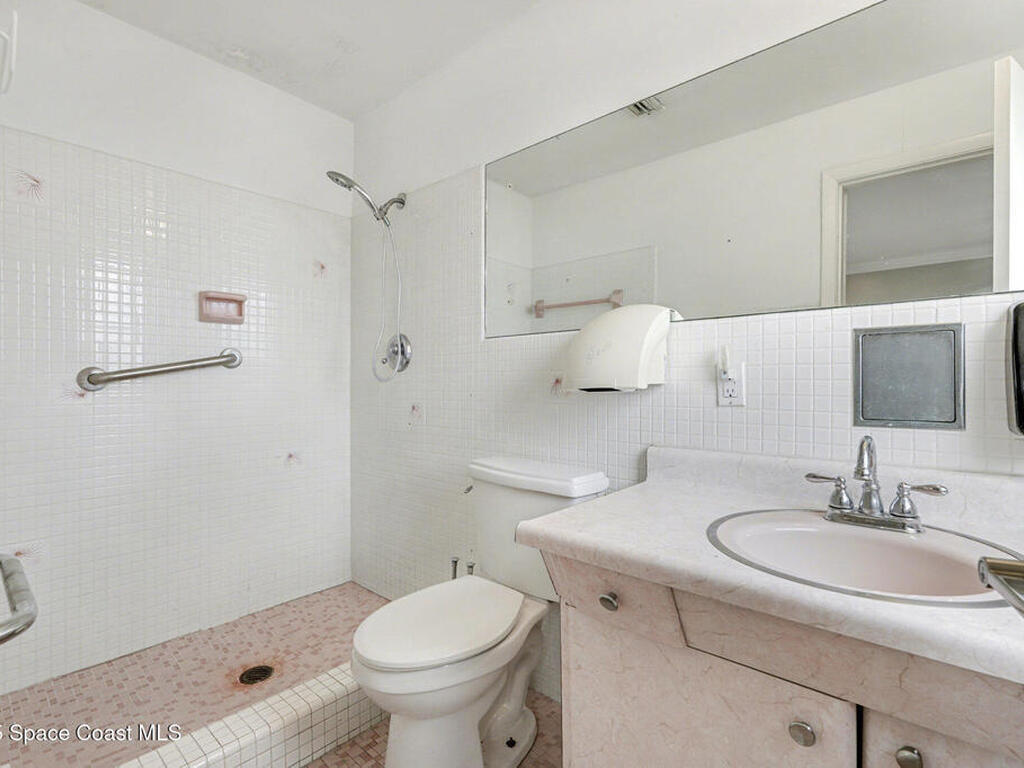 1101 Seminole Drive, Indian Harbour Beach, FL 32937