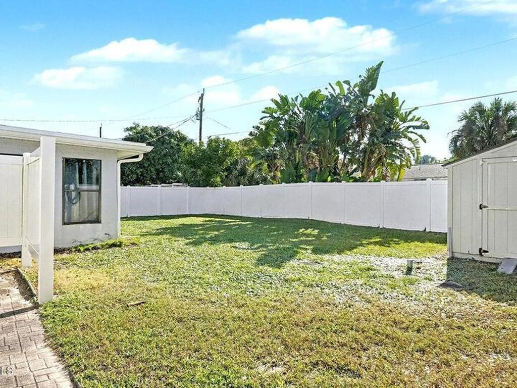 2065 Abalone Avenue, Indialantic, FL 32903