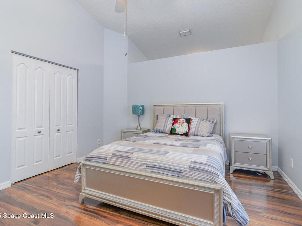 688 Naples Court, Melbourne, FL 32904