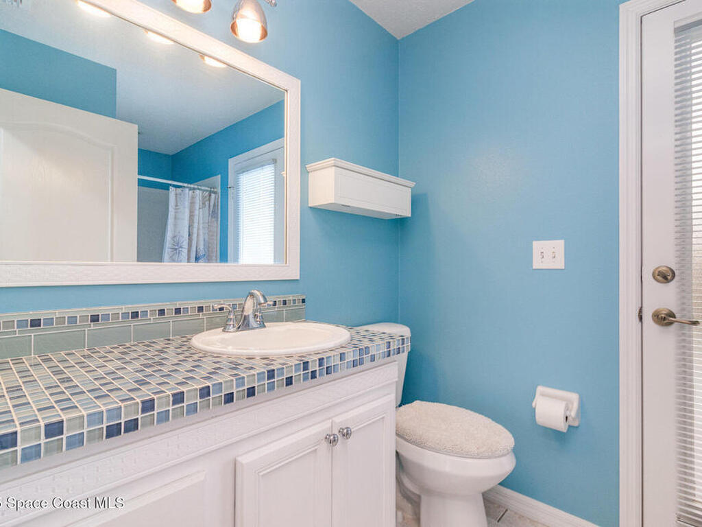 688 Naples Court, Melbourne, FL 32904