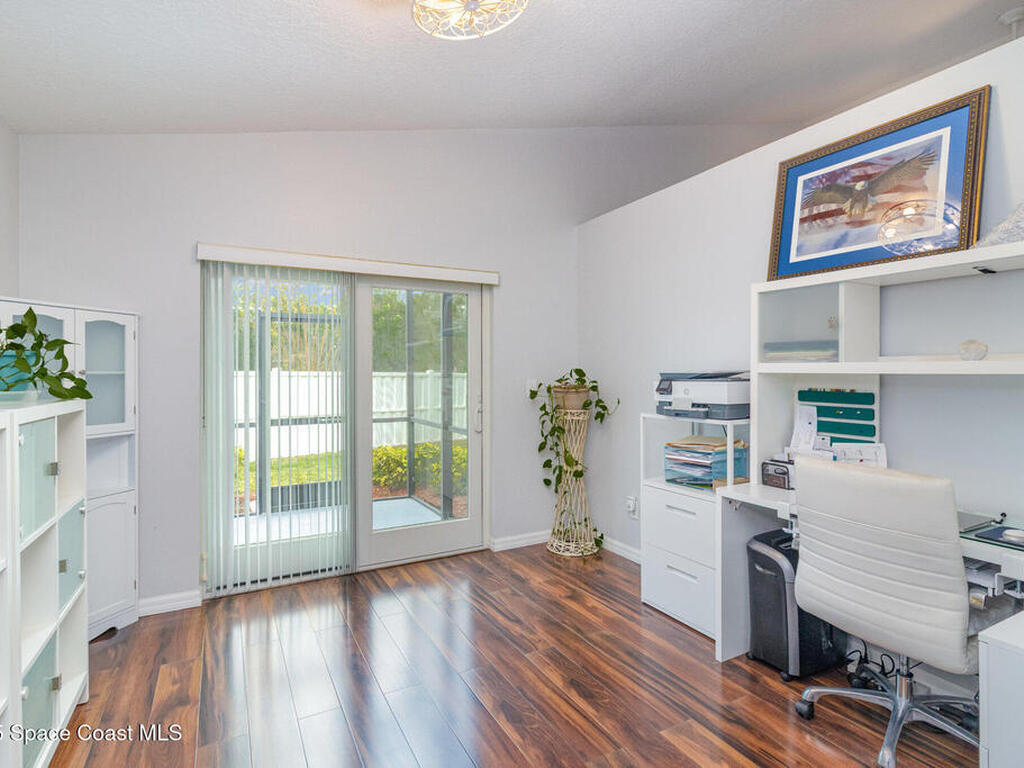 688 Naples Court, Melbourne, FL 32904