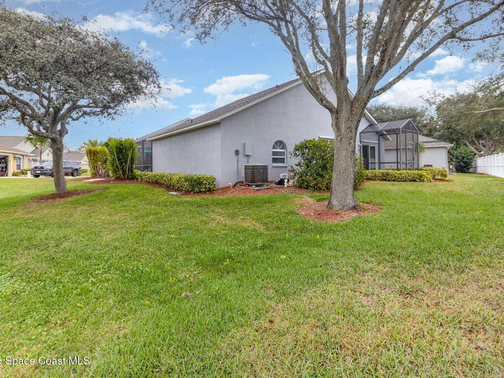 688 Naples Court, Melbourne, FL 32904