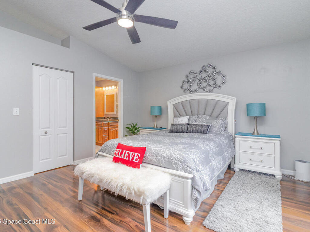 688 Naples Court, Melbourne, FL 32904