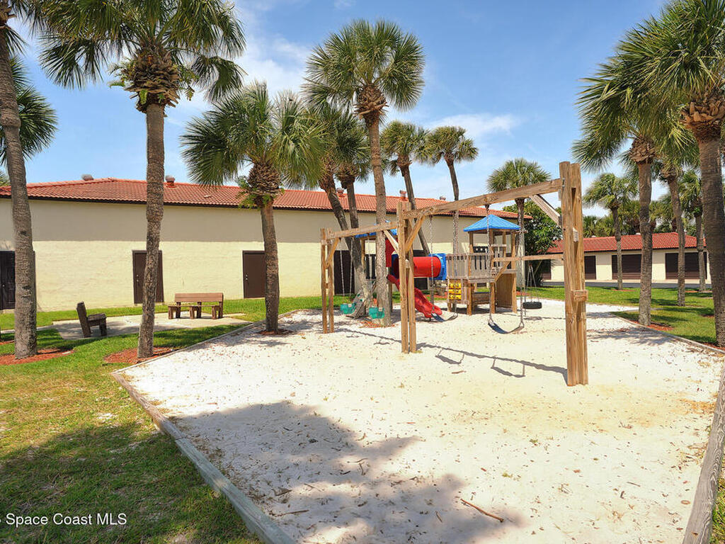 3232 Sand Dunes Court, Melbourne Beach, FL 32951