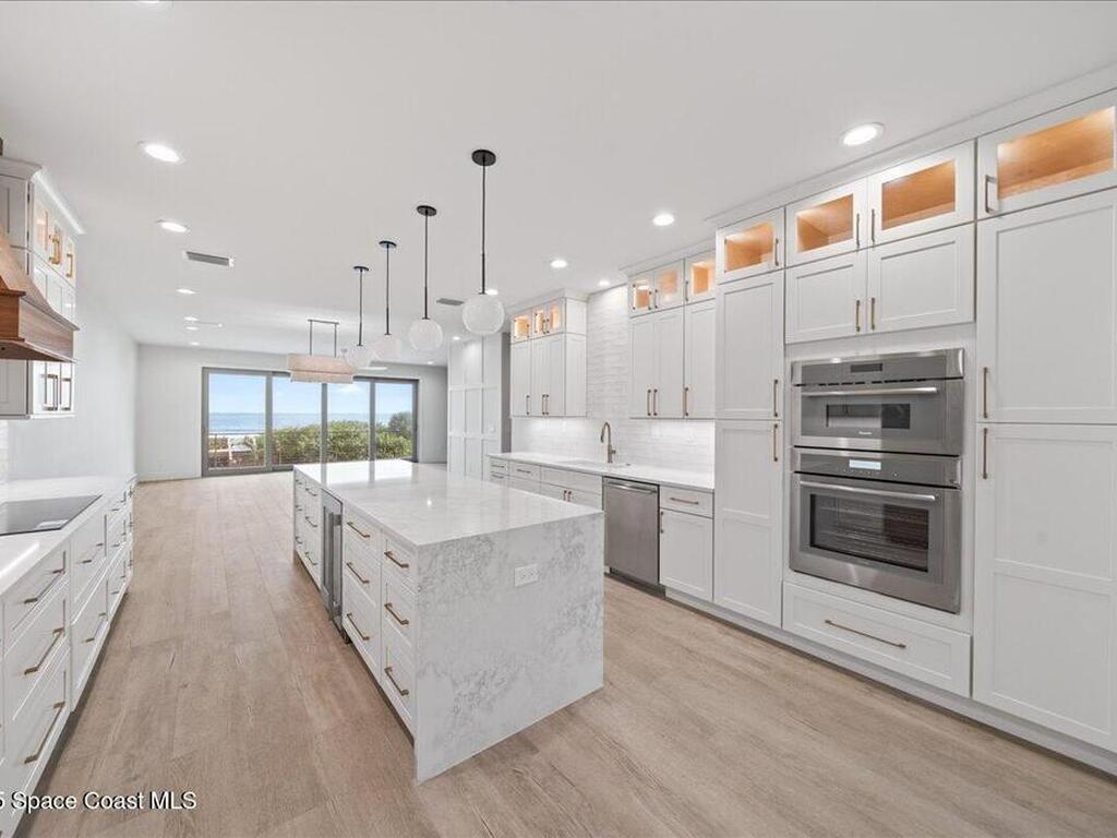 1010 Wave Crest Avenue, Indialantic, FL 32903