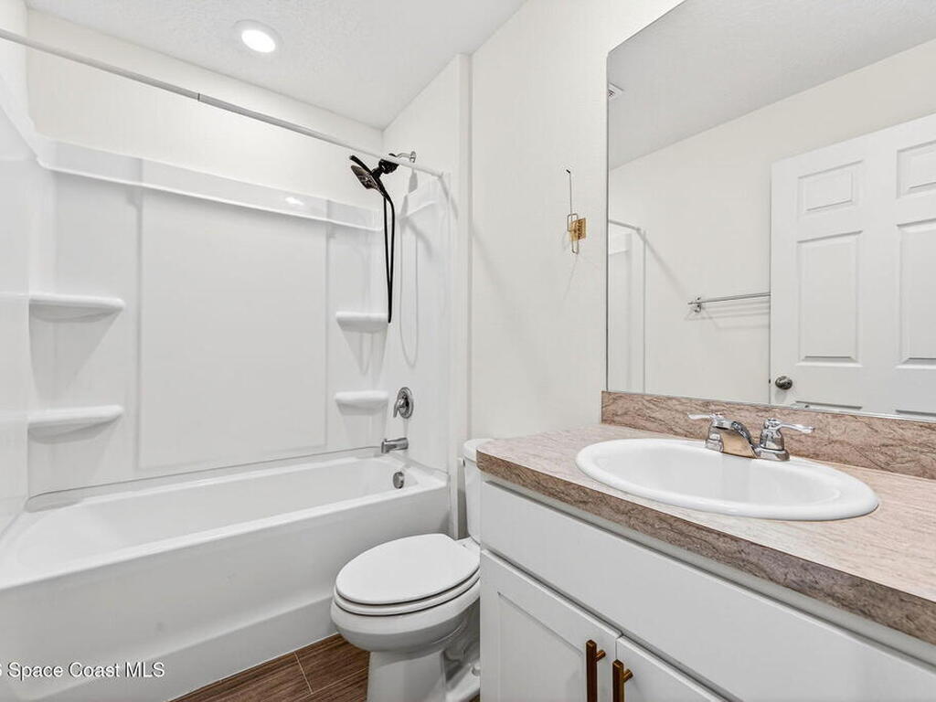 1864 Red Bud Circle, Palm Bay, FL 32909