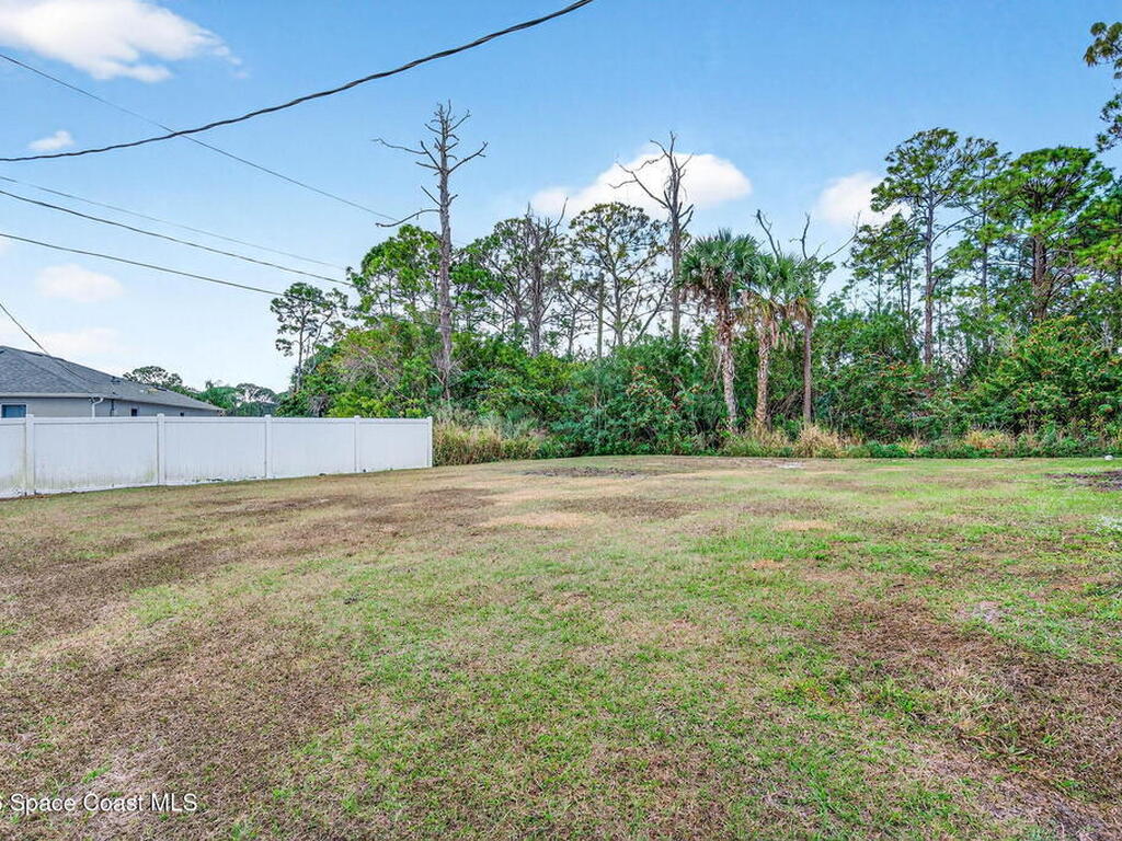 1864 Red Bud Circle, Palm Bay, FL 32909