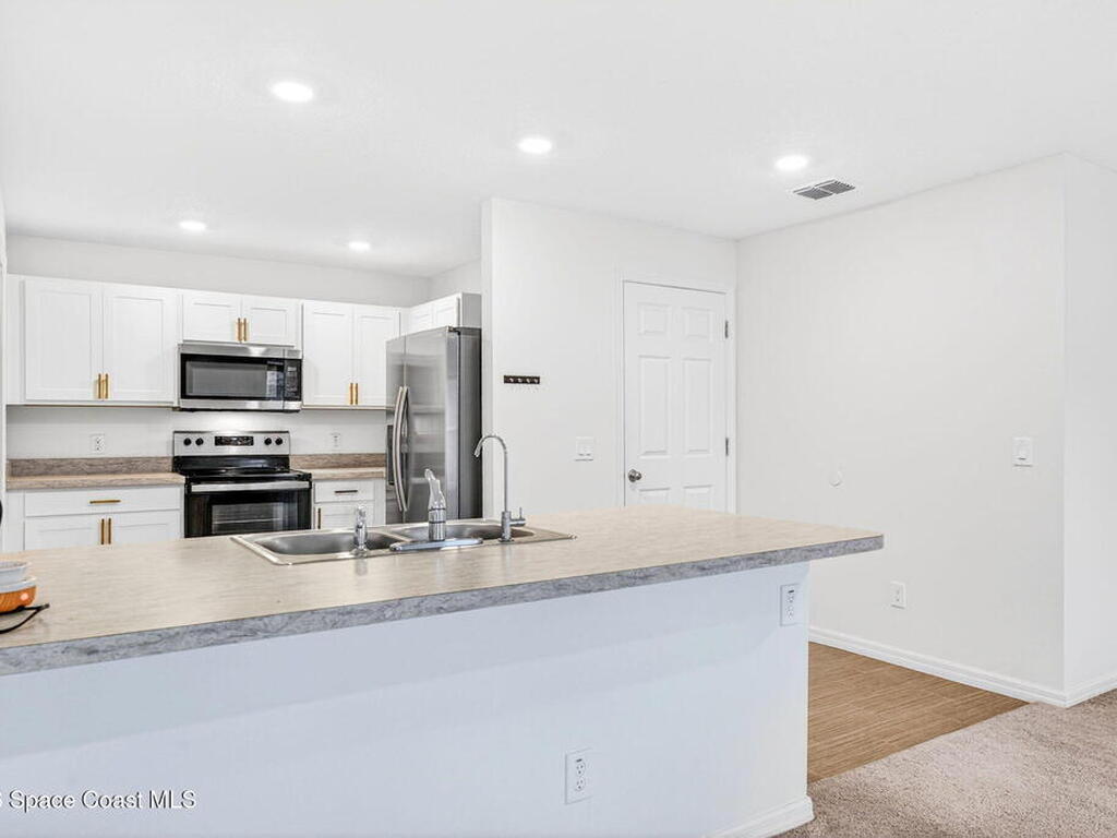 1864 Red Bud Circle, Palm Bay, FL 32909