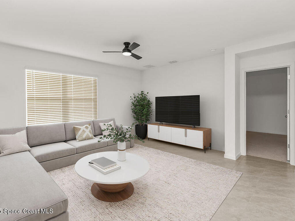 985 Dugan Circle, Palm Bay, FL 32909