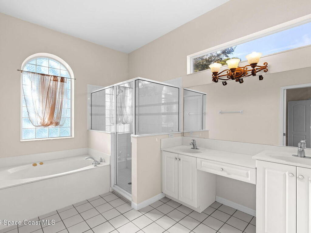 943 Carriage Hill Road, Melbourne, FL 32940