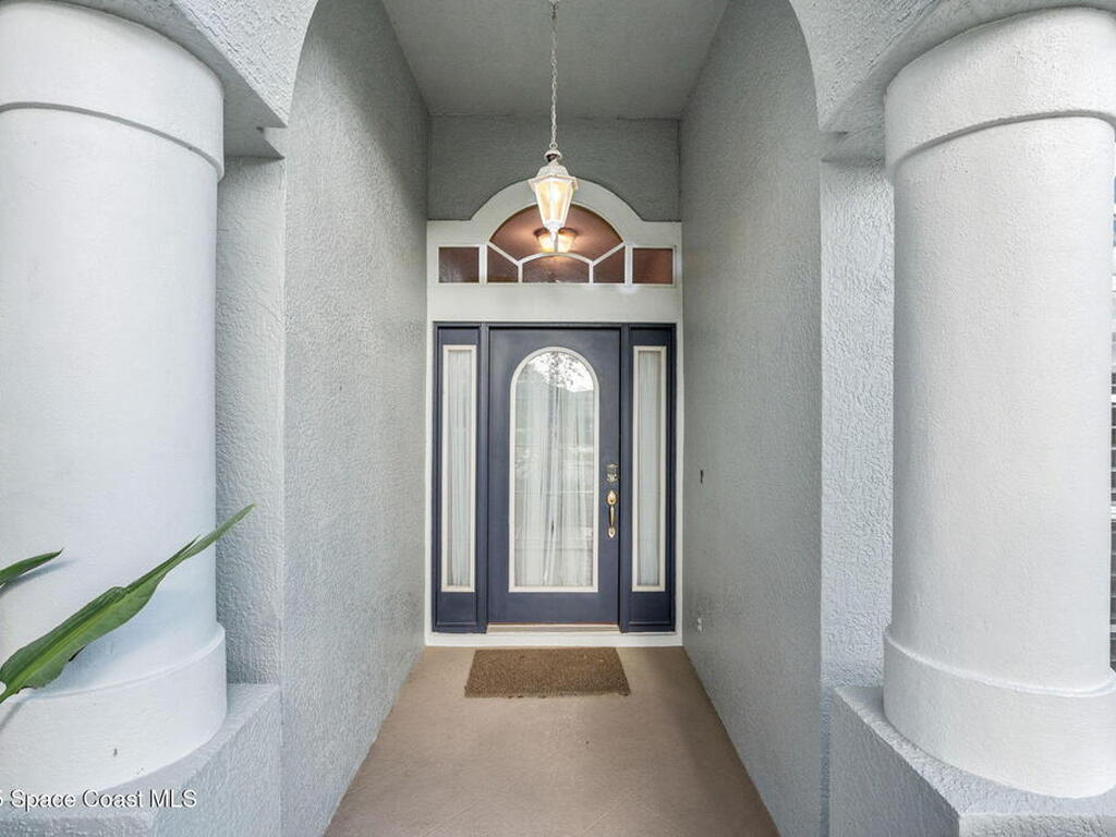 943 Carriage Hill Road, Melbourne, FL 32940