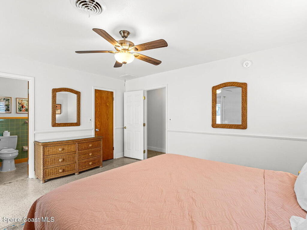 926 Santa Cruz Road, Cocoa Beach, FL 32931