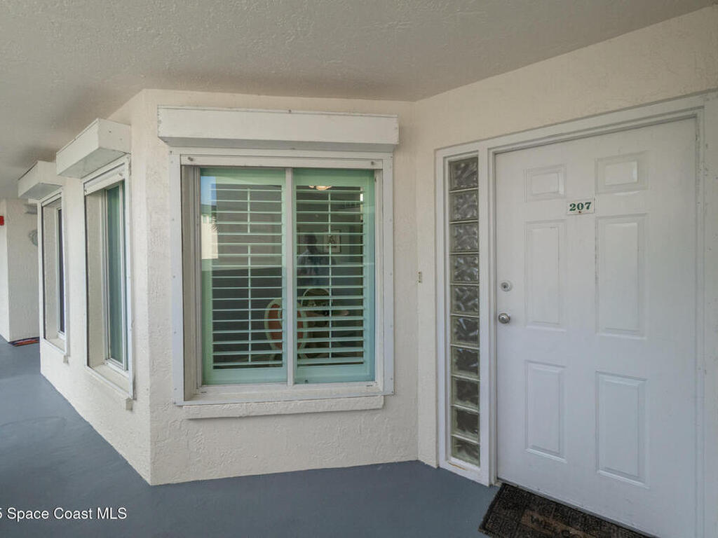 190 Pinellas Lane, Cocoa Beach, FL 32931