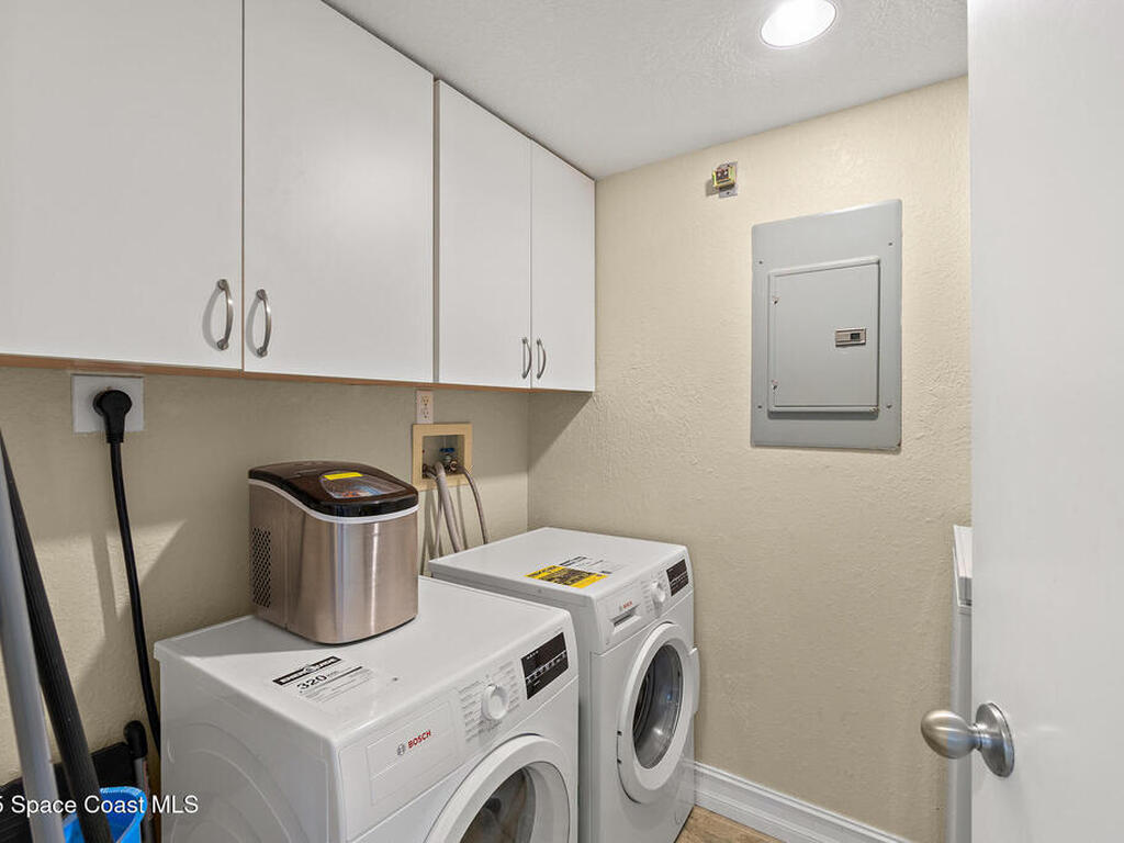 190 Pinellas Lane, Cocoa Beach, FL 32931