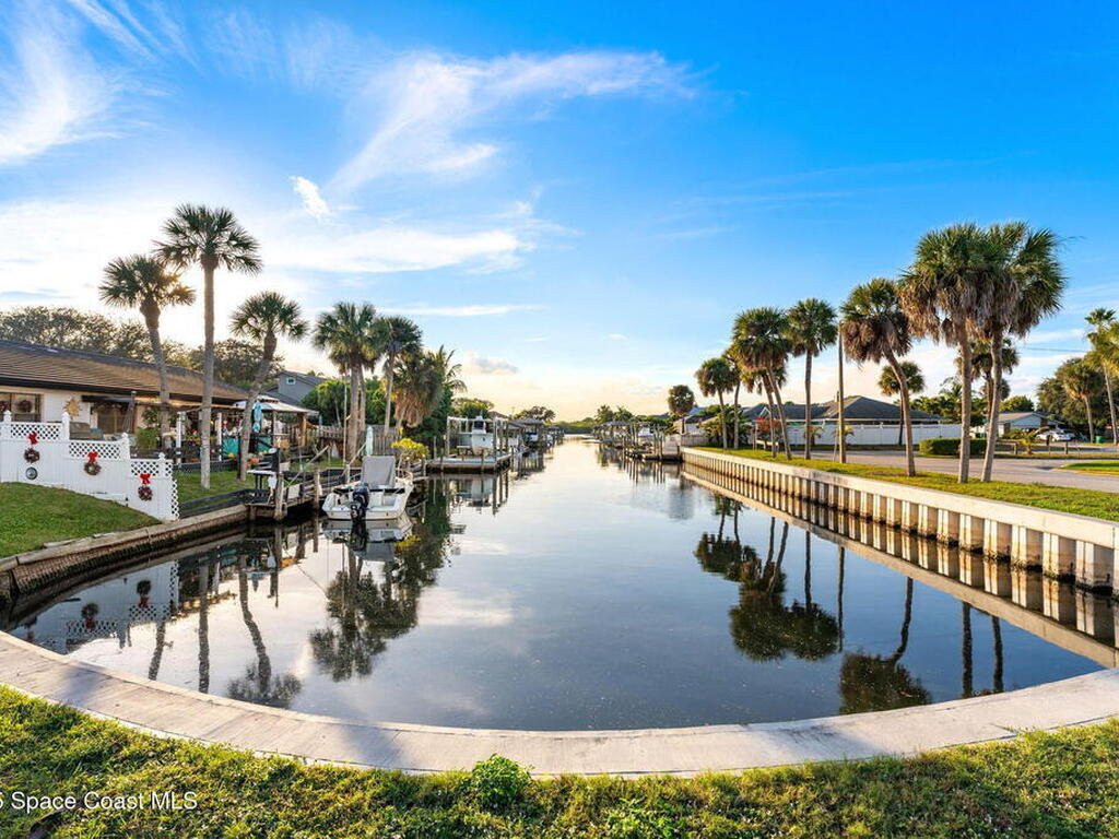 53 Emerald Court, Satellite Beach, FL 32937