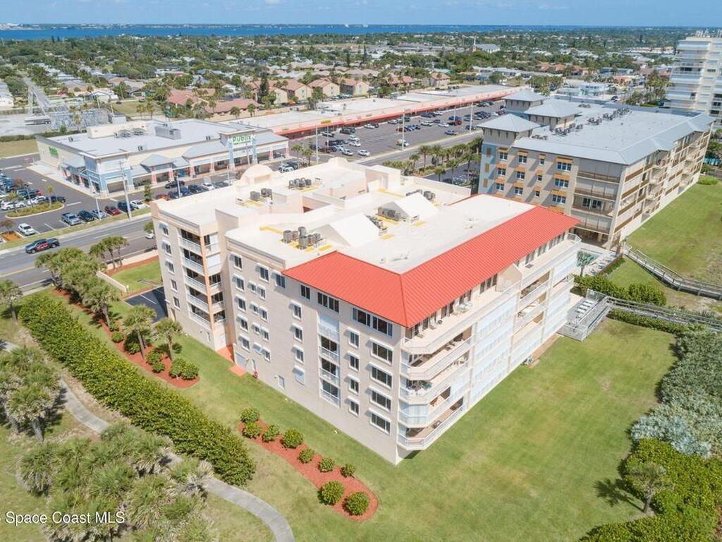 735 N Highway A1a, Indialantic, FL 32903