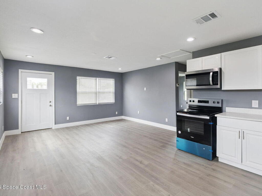 1125 Gainey Drive, Melbourne, FL 32901