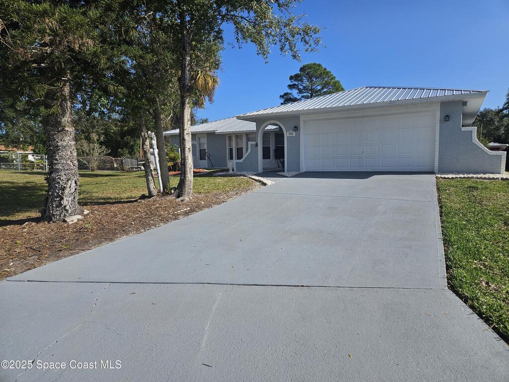 901 Falconer Street, Palm Bay, FL 32907