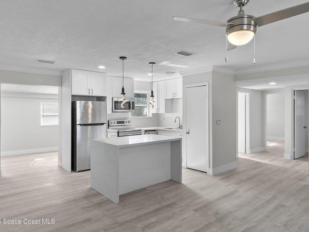 208 Bonner Avenue, Daytona Beach, FL 32118