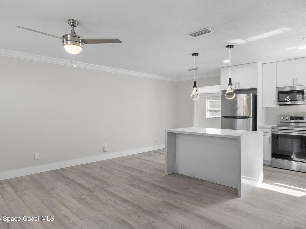 208 Bonner Avenue, Daytona Beach, FL 32118