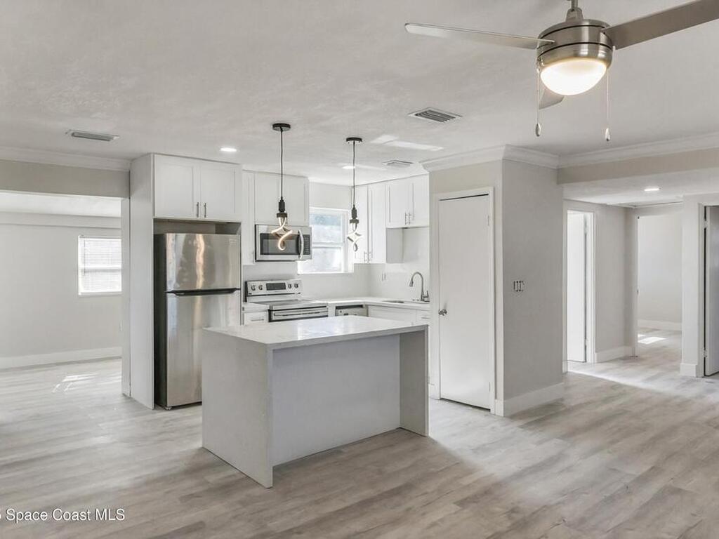 208 Bonner Avenue, Daytona Beach, FL 32118