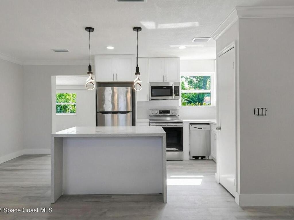 208 Bonner Avenue, Daytona Beach, FL 32118