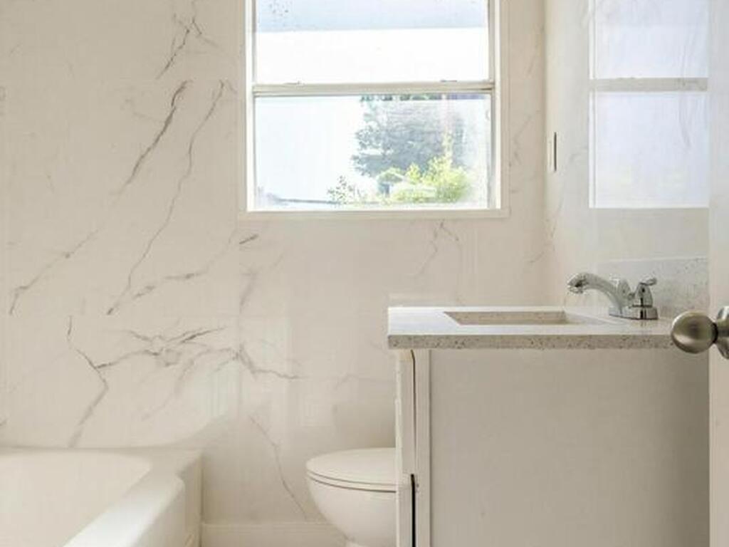 208 Bonner Avenue, Daytona Beach, FL 32118