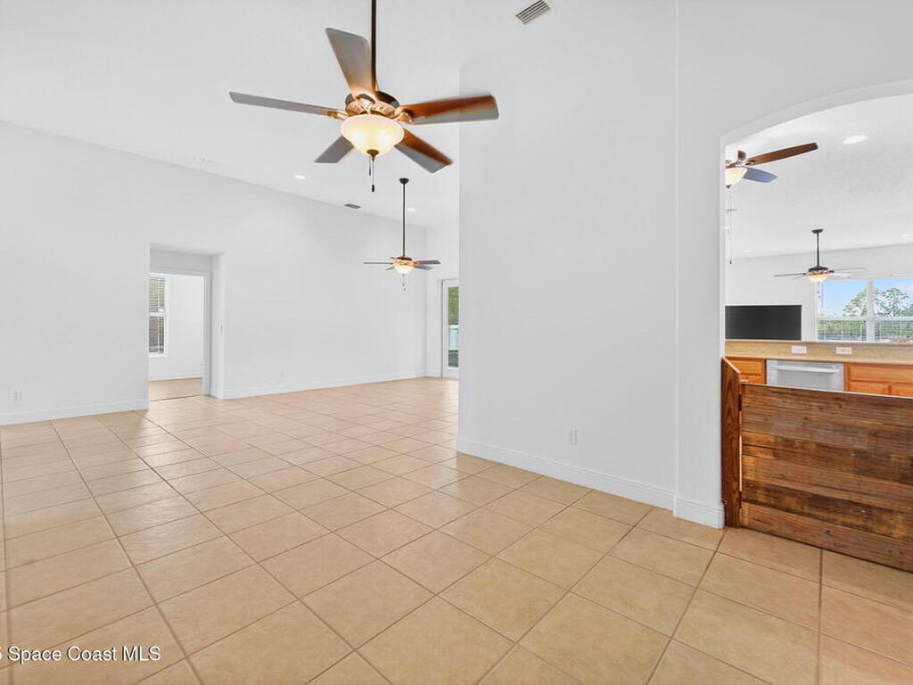 2740 Waring Lane, Malabar, FL 32950