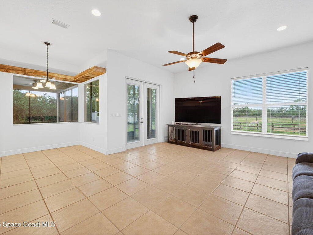 2740 Waring Lane, Malabar, FL 32950