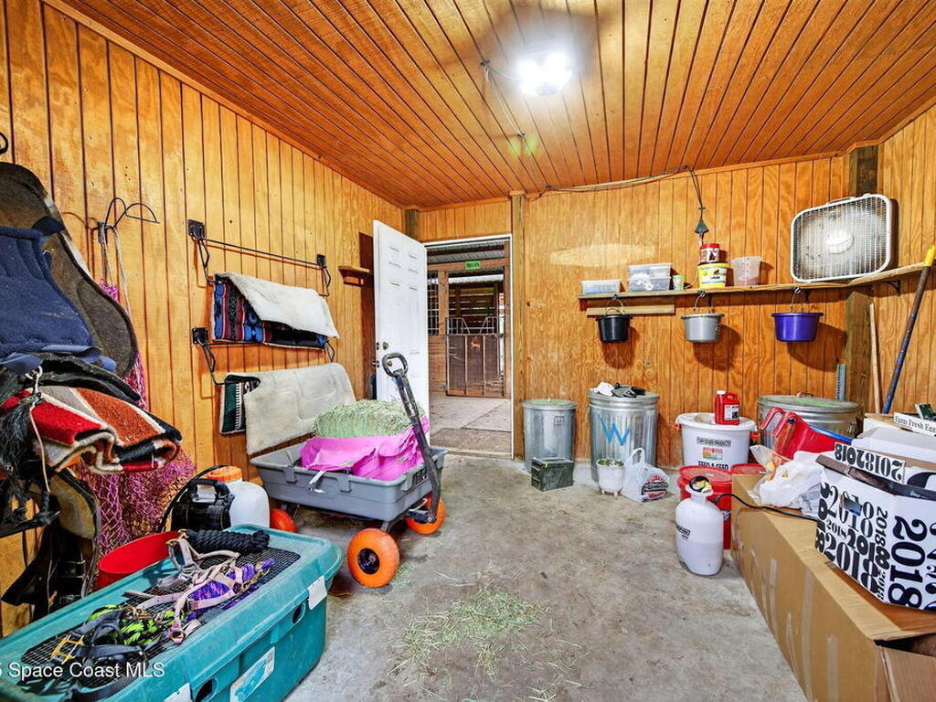 2740 Waring Lane, Malabar, FL 32950