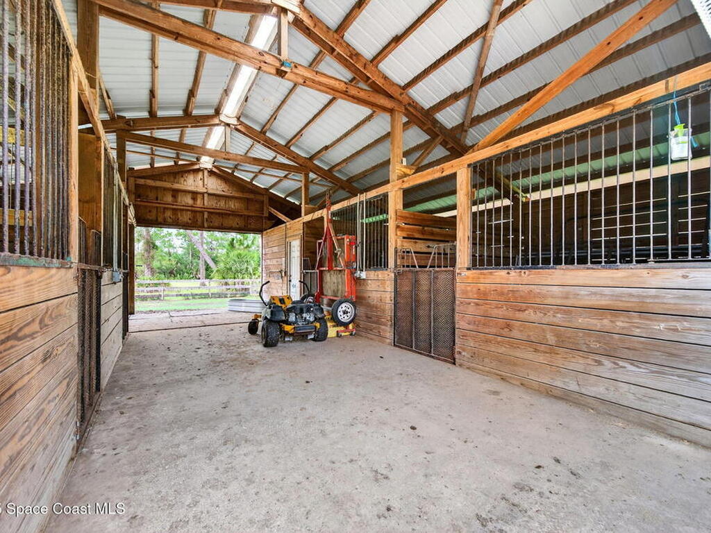 2740 Waring Lane, Malabar, FL 32950