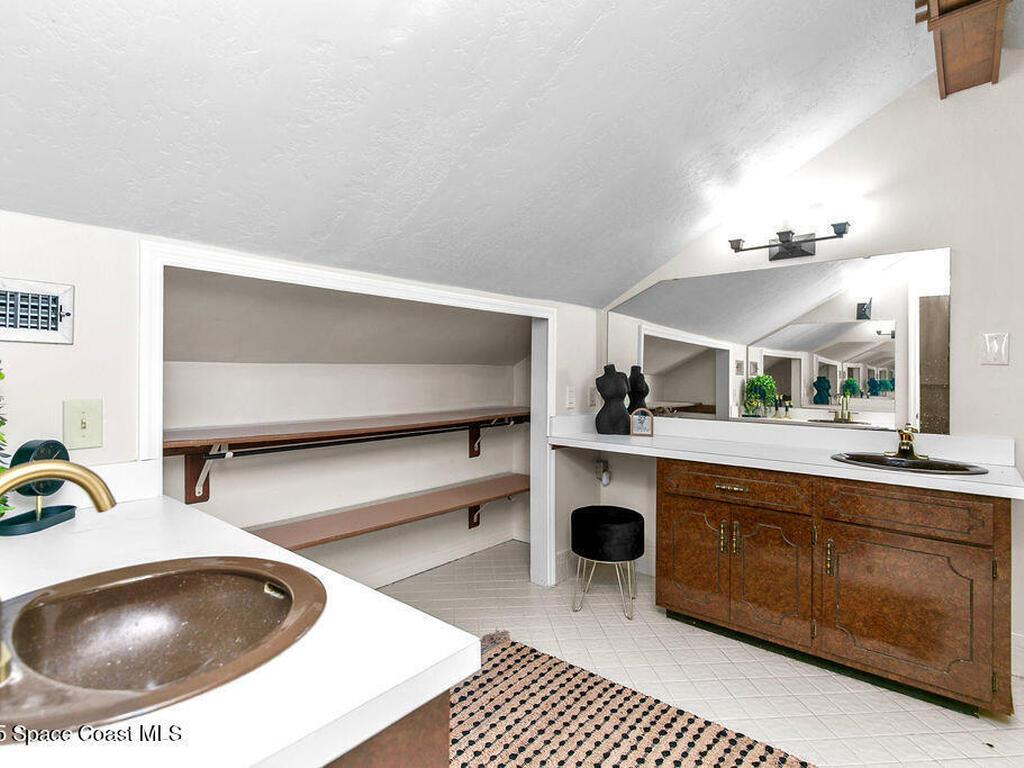 4121 Mustang Road, Melbourne, FL 32934