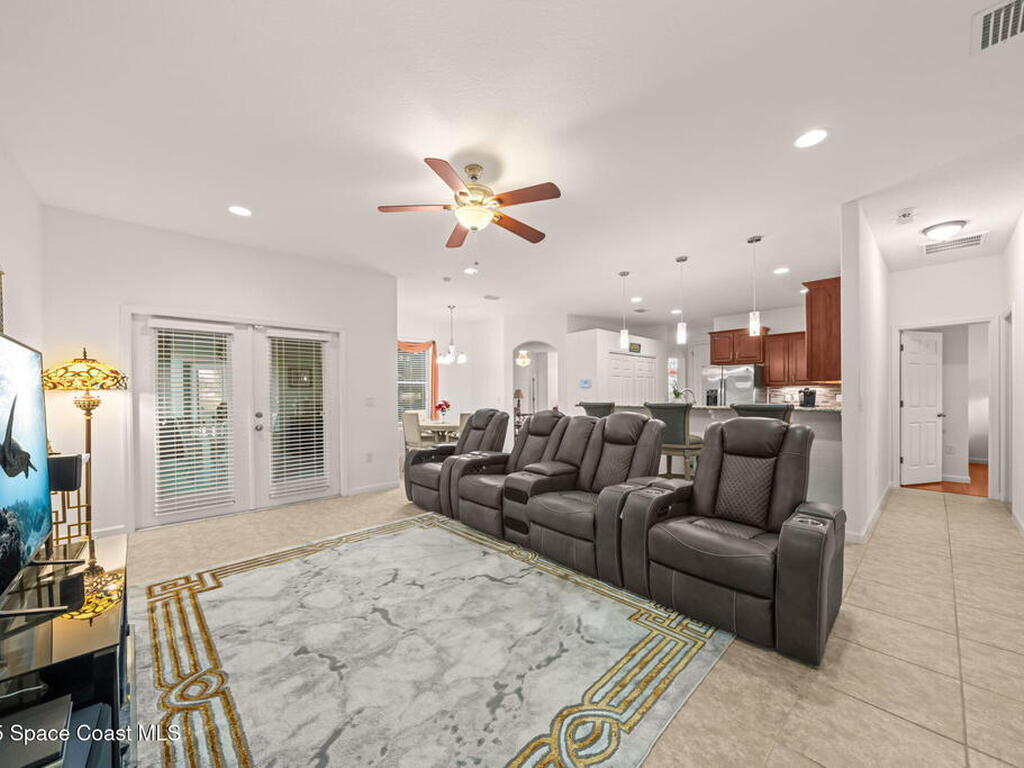 467 Easton Forest Circle, Palm Bay, FL 32909