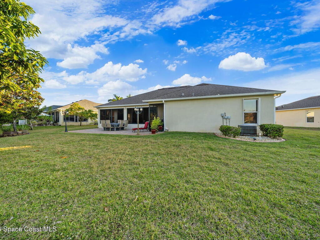 467 Easton Forest Circle, Palm Bay, FL 32909